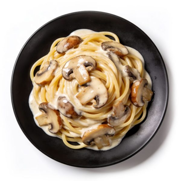 Spaghetti mit Rahmsauce und Pilzen