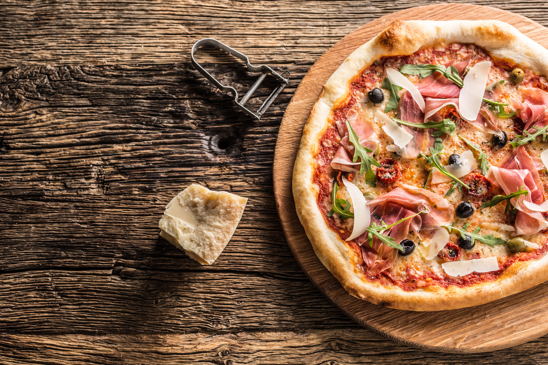 Italienische Pizza bei Fratelli Dinhard